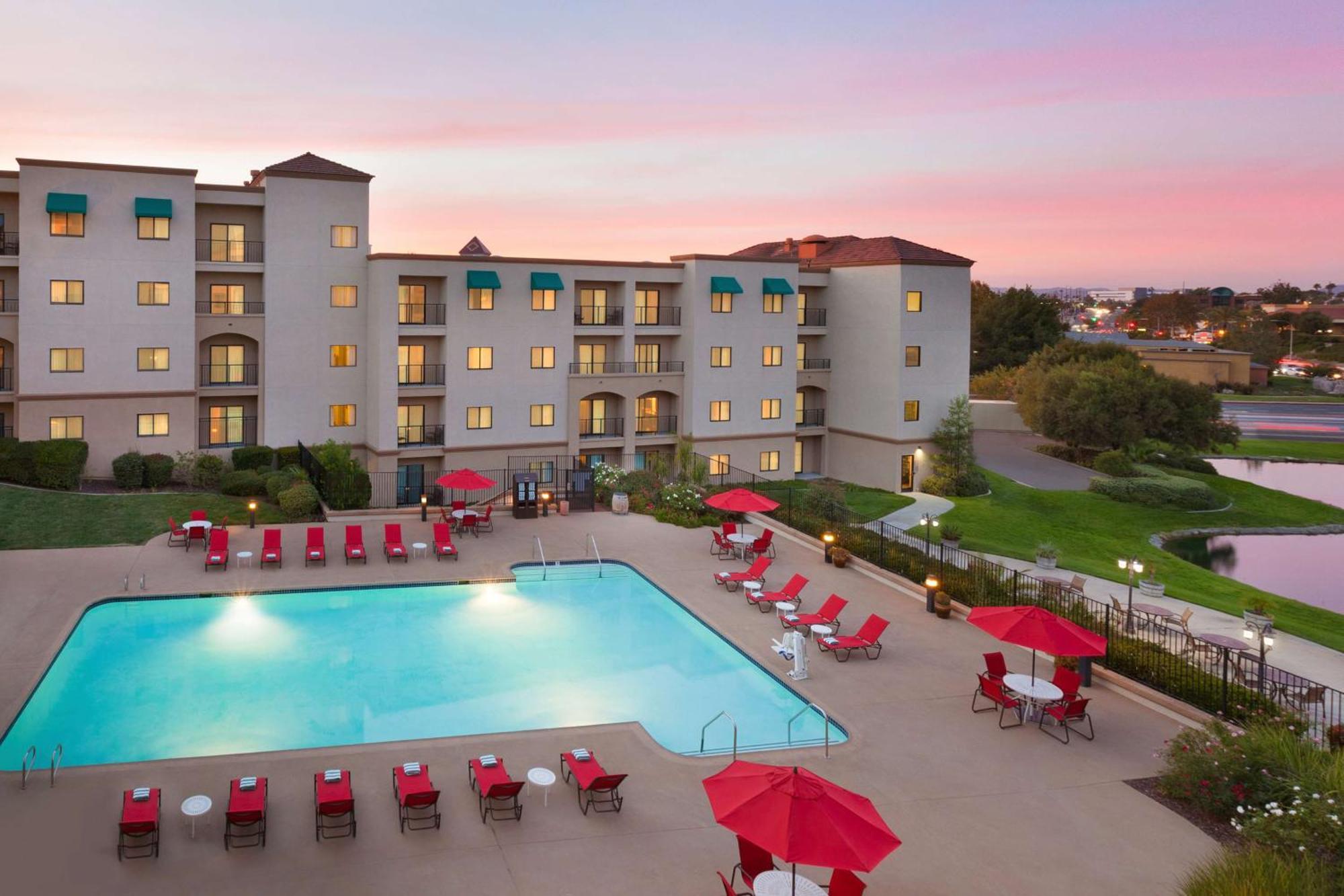 Embassy Suites By Hilton Temecula Valley Wine Country Exterior foto